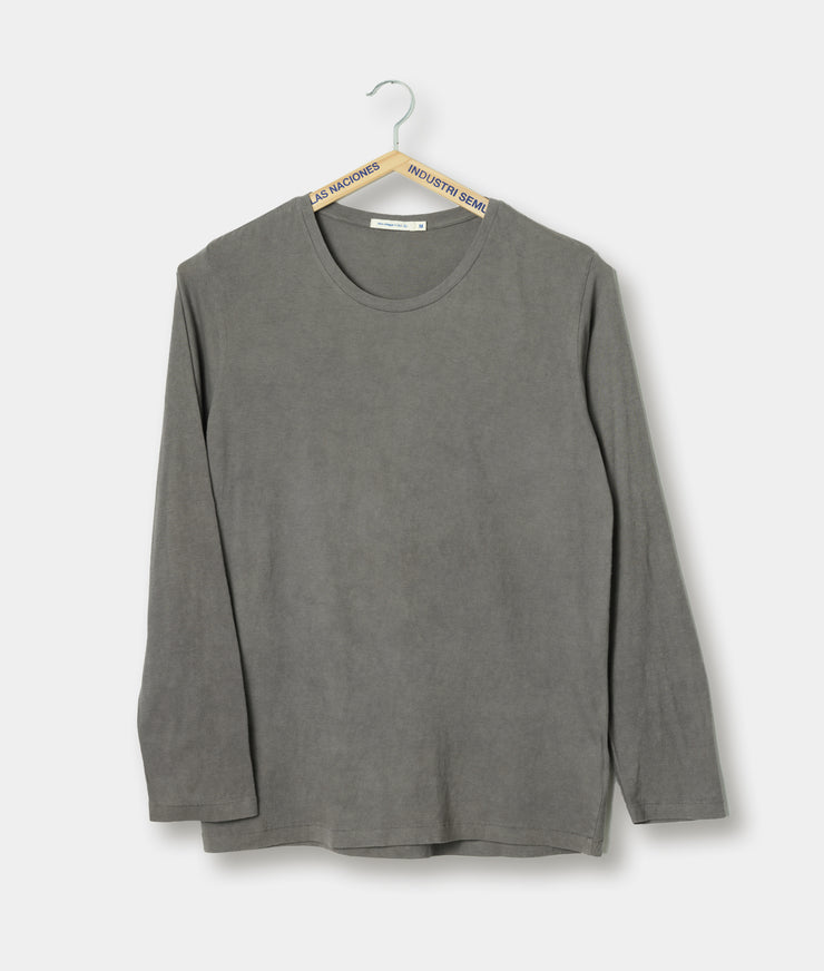 Clean Crewneck Long Sleeve T-shirt