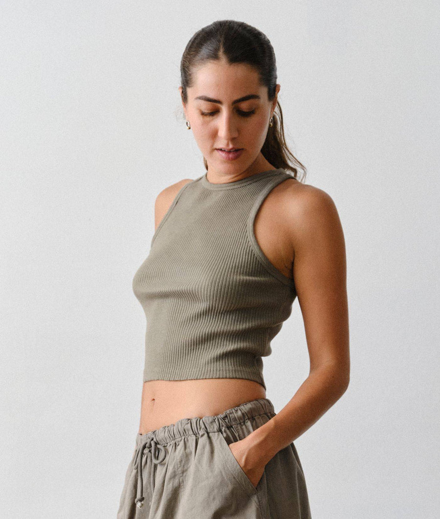 Woman wearing Rib Tank in Iron 4