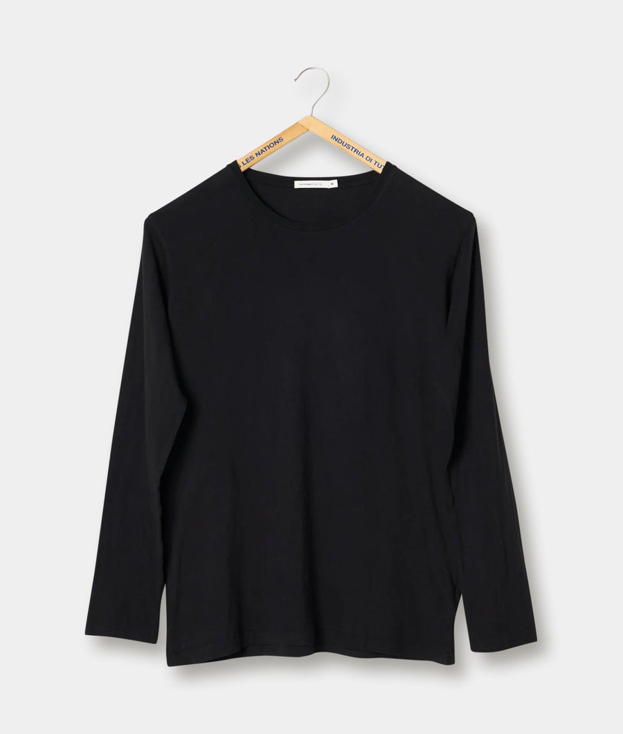 A black long-sleeve t-shirt hanging on a wooden hanger with a tag that says "Les Nations Industria di tu" - Industry of All Nations
